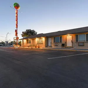 2* Motel Desert Moon